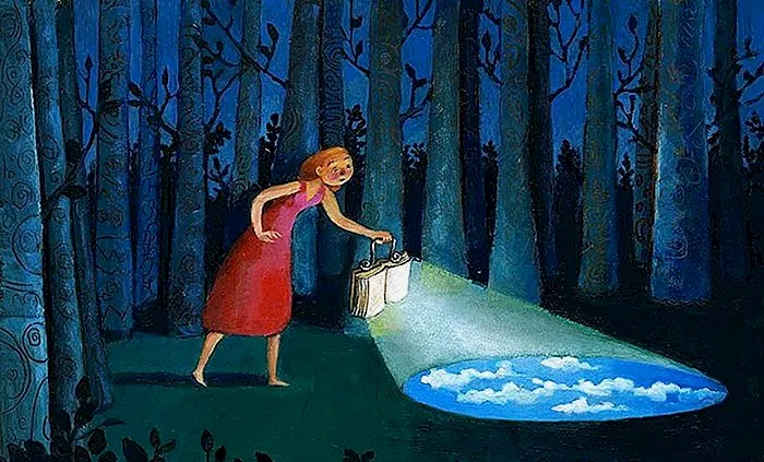 Illustrazione: una ragazza in un bosco notturno illumina il sentiero con la luce che esce da un libro aperto