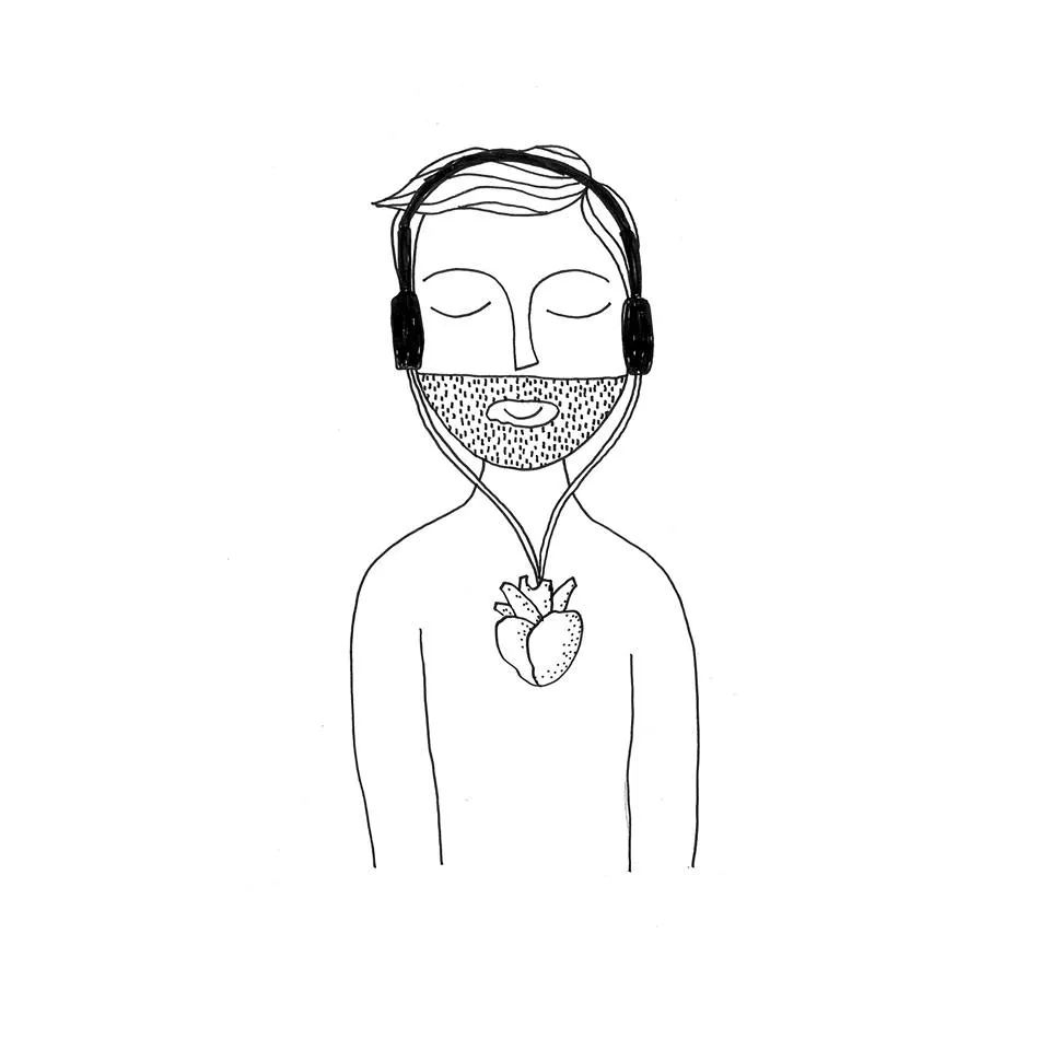 Disegno a china: un uomo con la barba e le cuffie, a occhi chiusi, con un cuore disegnato sul petto